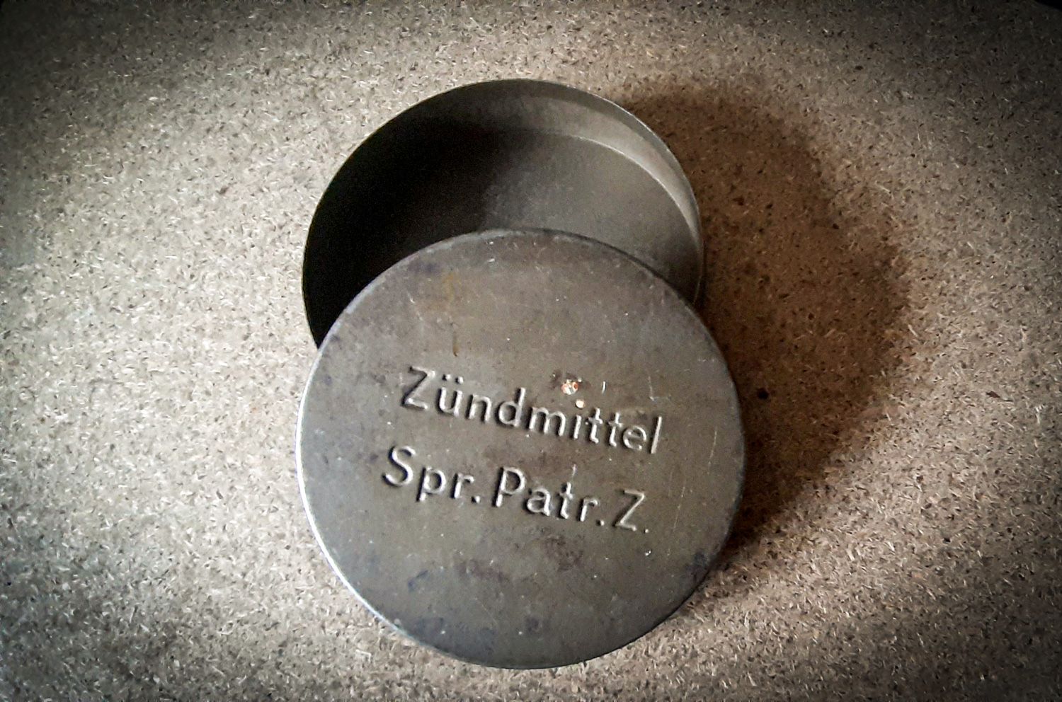 Sprengnieten (Zündmittel) für Flugzeugkonstruktionen